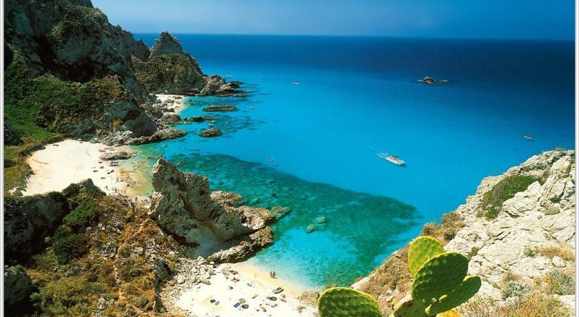Gullo Capo Vaticano 리카디 외부 사진